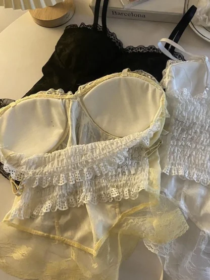Vintage-Inspired Lace Tank Top - Image 6